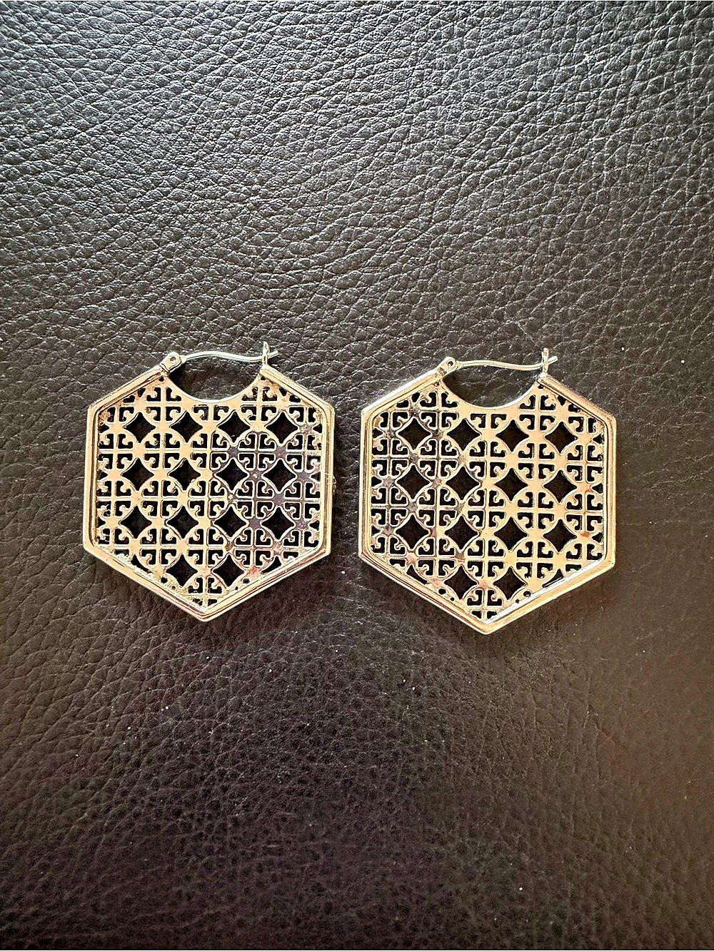 Tory Burch style Geometric Earrings Like New